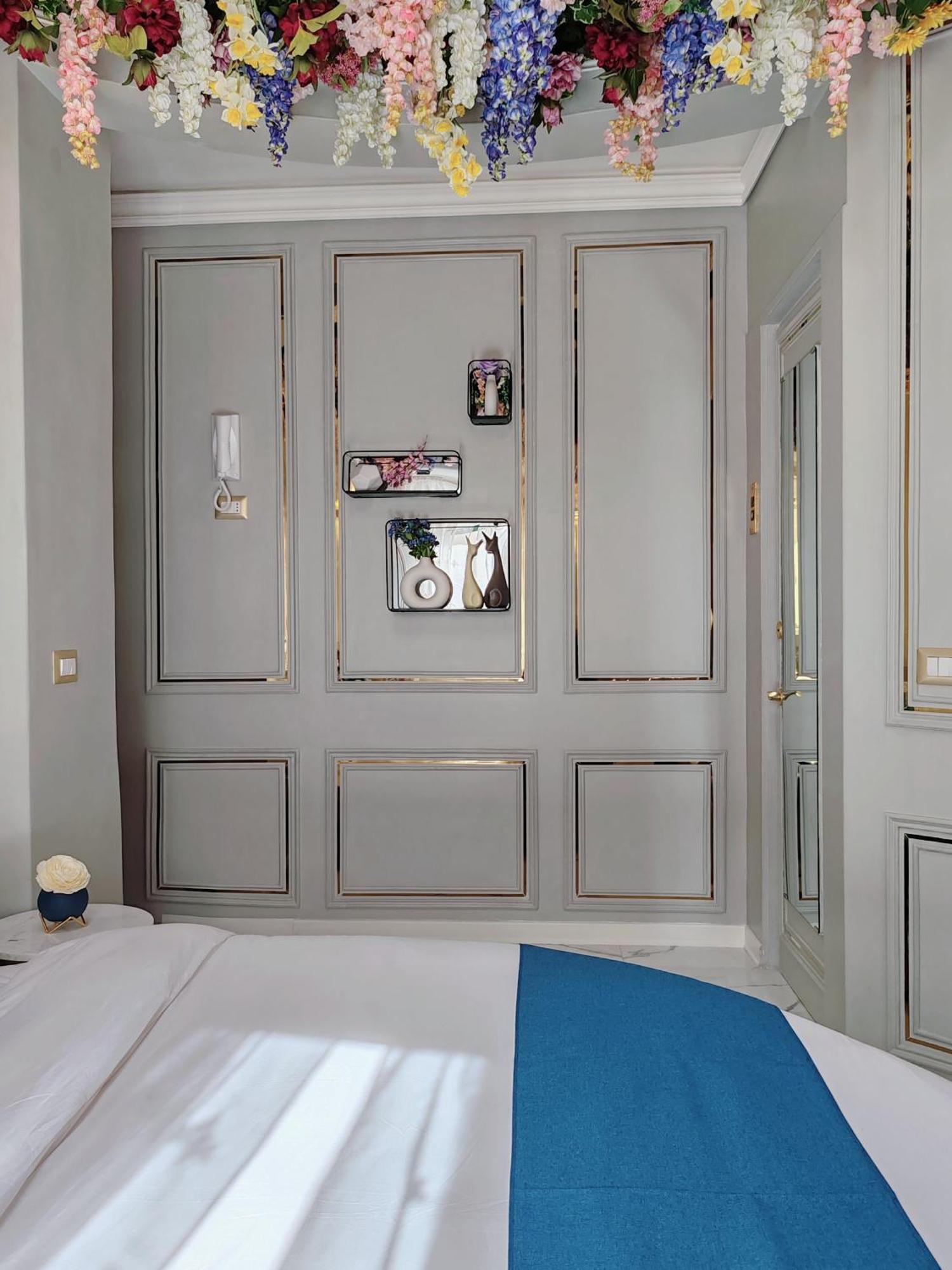 Apartment Flowers' Circle Of Piazza Di Spagna Rome