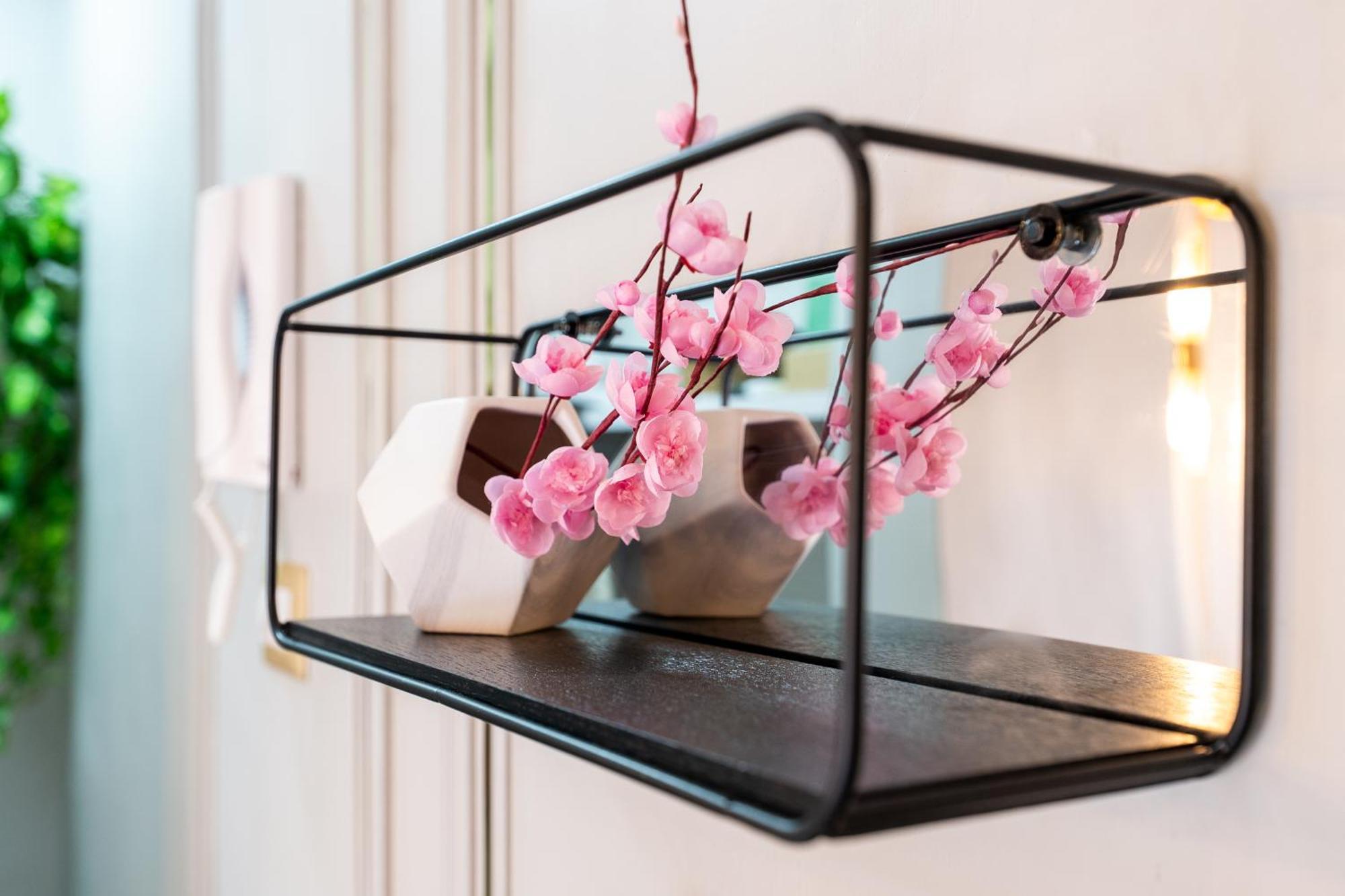 Flowers' Circle Of Piazza Di Spagna Apartment